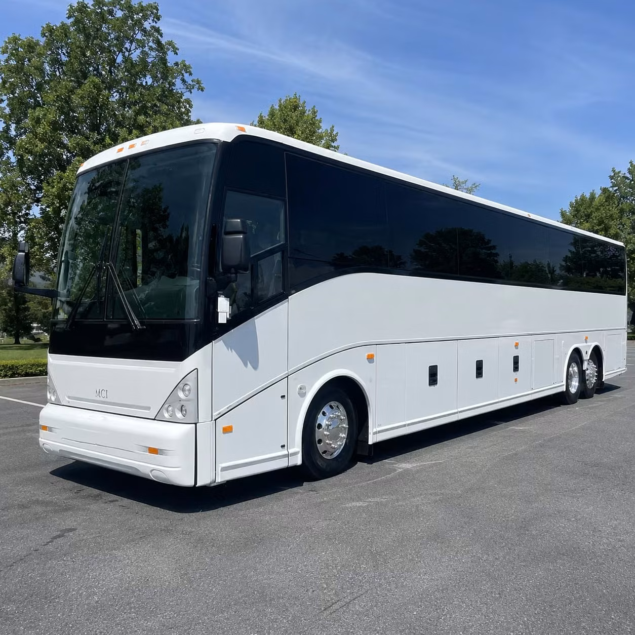 charter bus transportation to climate pledge arena and seattle area venues